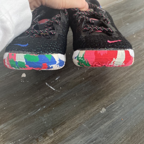 Boys Nike sneakers - Picture 3 of 9